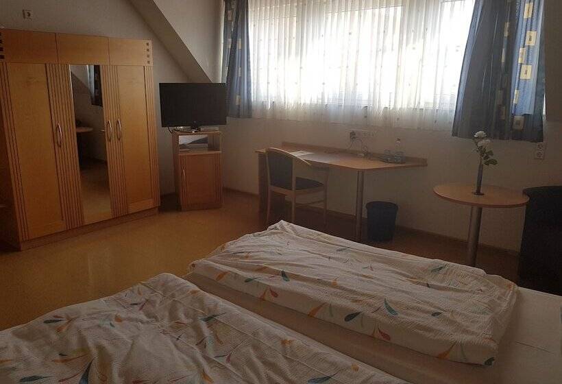 فندق Andi´s Steakhüsli &