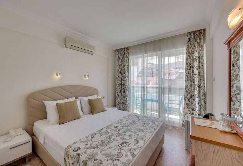 هتل Contess By Faros