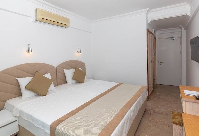 هتل Contess By Faros