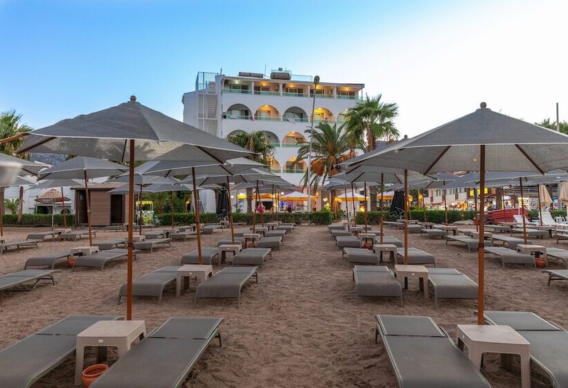 هتل Contess By Faros