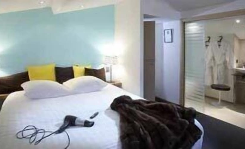 בית מלון כפרי Design Hôtel Des Francs Garçons