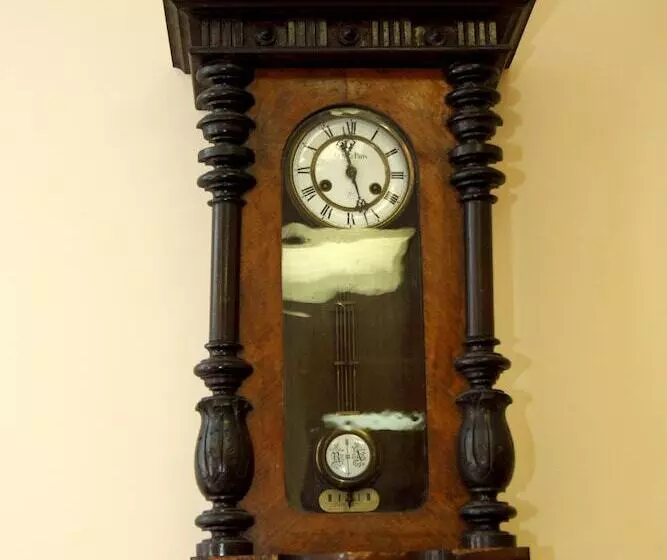 هتل Dom Dostoevskogo