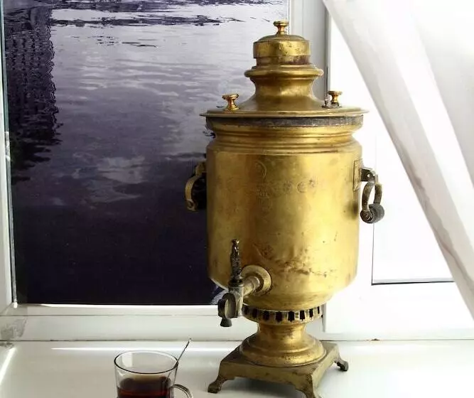 هتل Dom Dostoevskogo