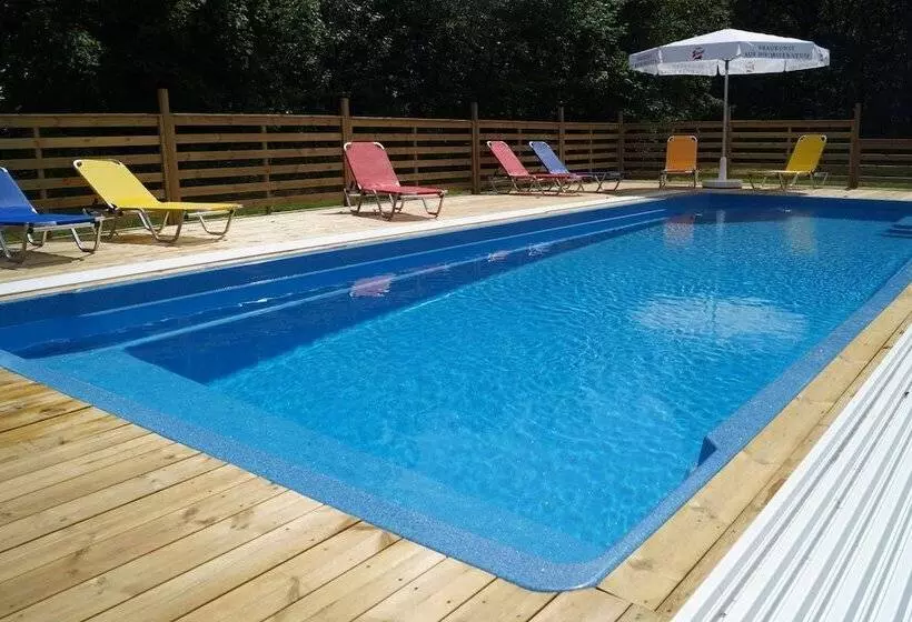 هتل Drei Jahreszeiten