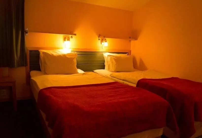 هتل Drei Jahreszeiten