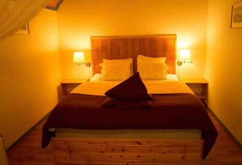 هتل Drei Jahreszeiten