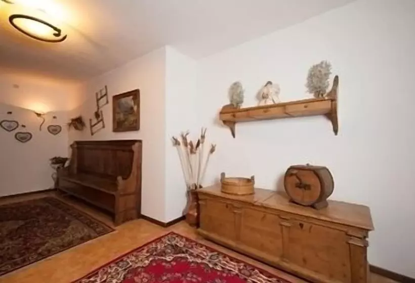 فندق Genzianella