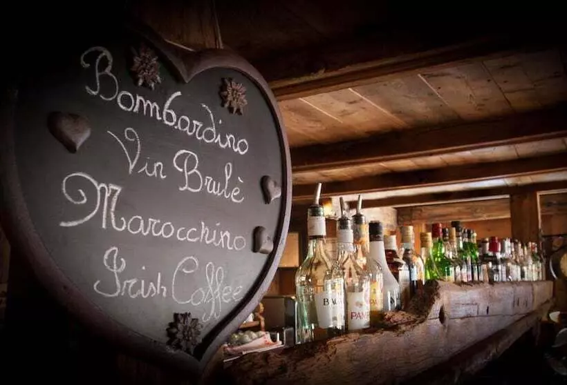 فندق Genzianella