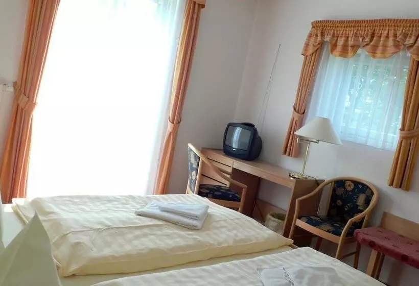 호텔 Haus Oberland