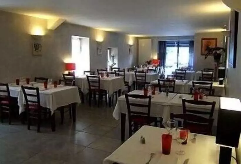 Отель Hôtel Restaurant Le Saint Augustin