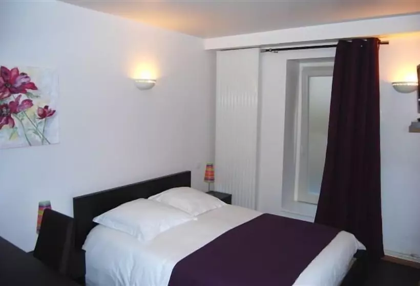 Отель Hôtel Restaurant Le Saint Augustin