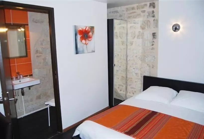 Отель Hôtel Restaurant Le Saint Augustin