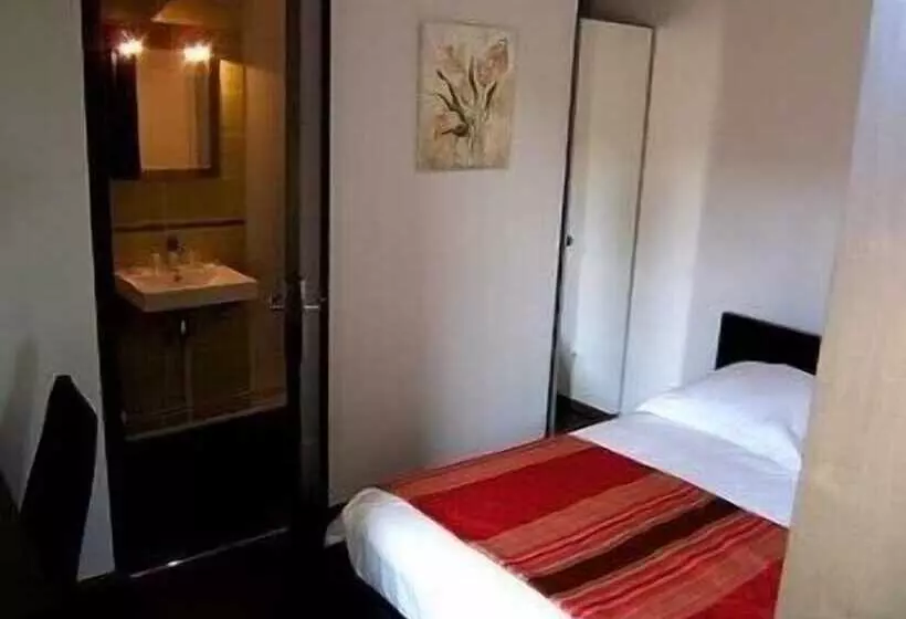 Отель Hôtel Restaurant Le Saint Augustin