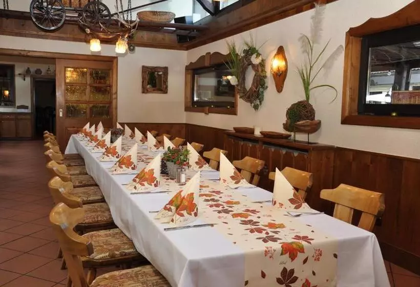 בית מלון כפרי Jägerklause