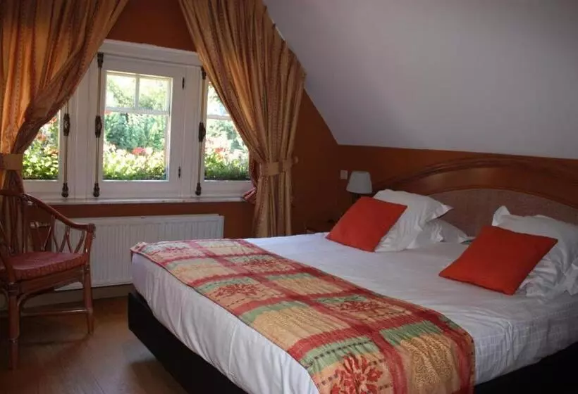 هتل La Ferronniere