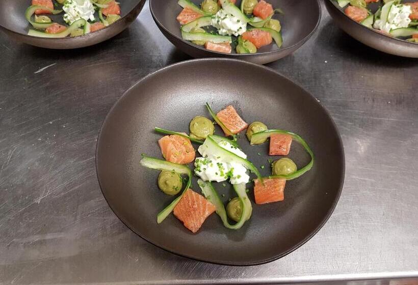 هتل La Ferronniere