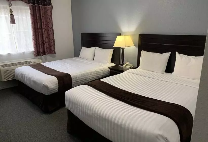 호텔 Lake Country Inn