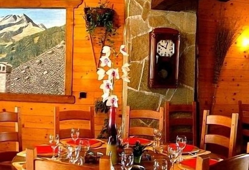 בית מלון כפרי Logis Hôtel Les Ancolies