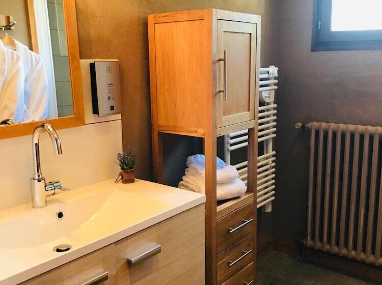 בית מלון כפרי Logis Hôtel Les Ancolies