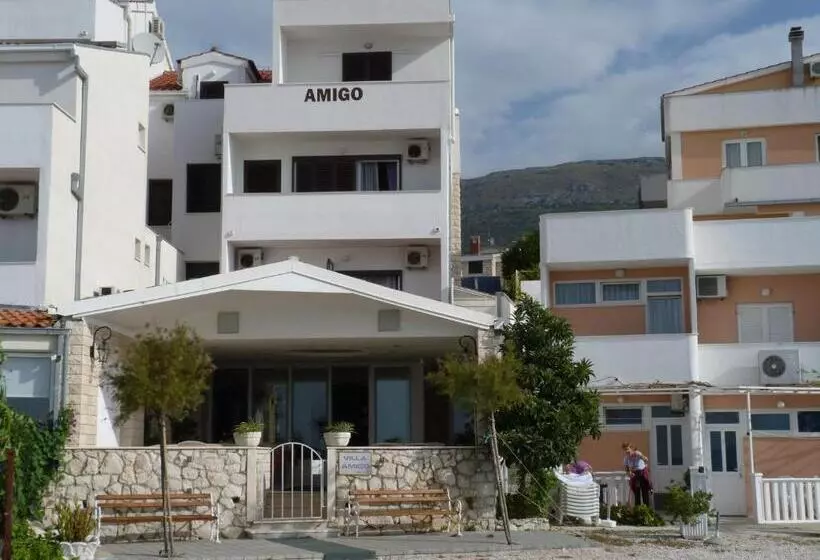 Hotel Pansion Amigos