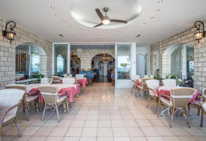 فندق Pansion Amigos