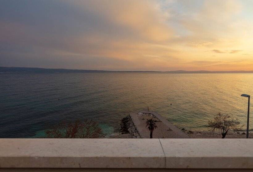 فندق Pansion Amigos