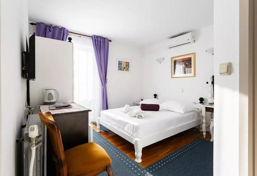 Hotel Pansion Amigos