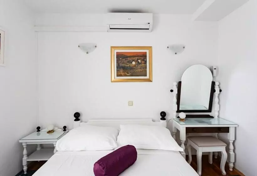 Hotel Pansion Amigos