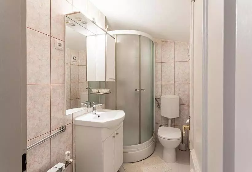 Hotel Pansion Amigos