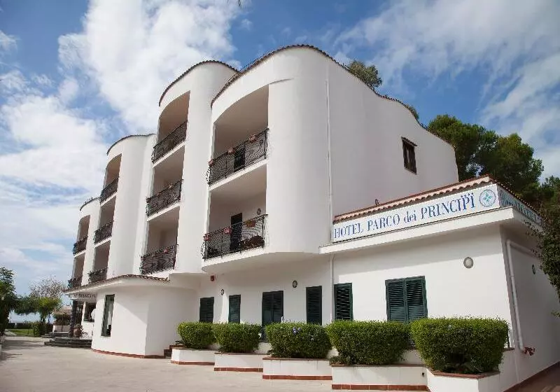 בית מלון כפרי Parco Dei Principi
