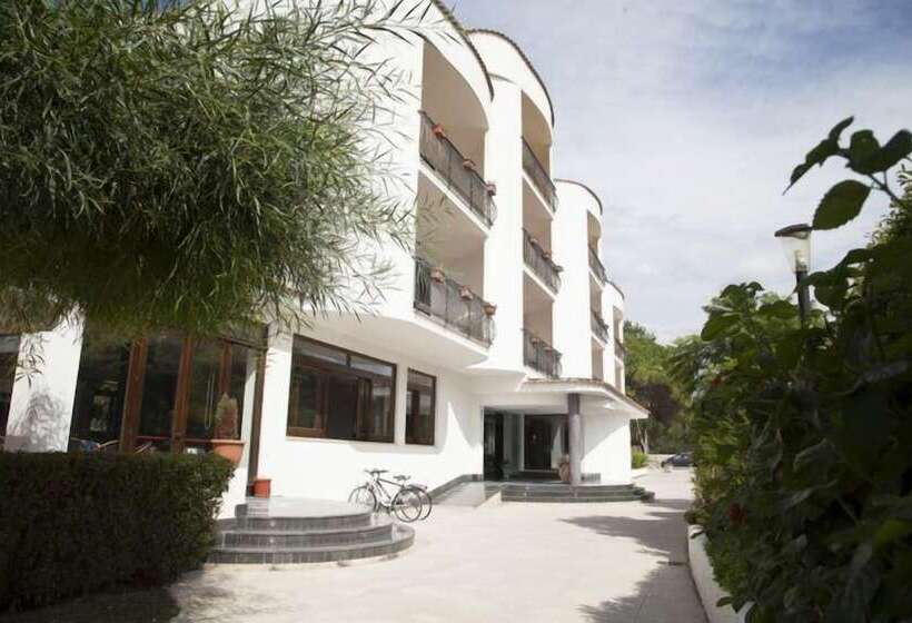 בית מלון כפרי Parco Dei Principi