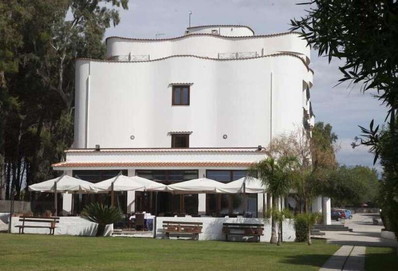 בית מלון כפרי Parco Dei Principi