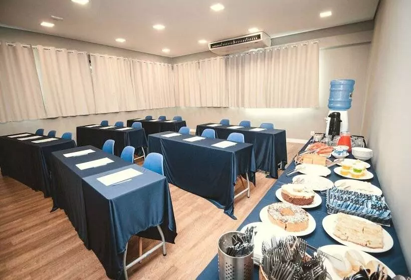 호텔 Plaza Inn Trevo Sorocaba