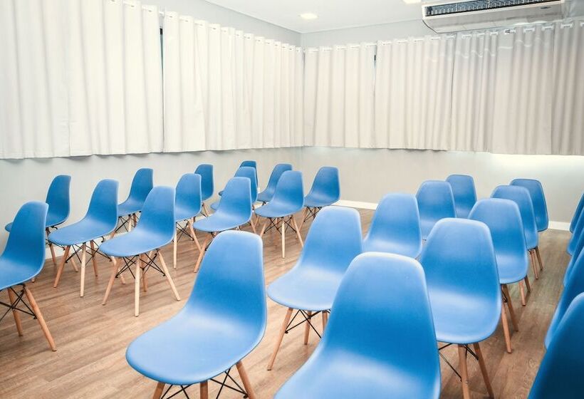 בית מלון כפרי Plaza Inn Trevo Sorocaba