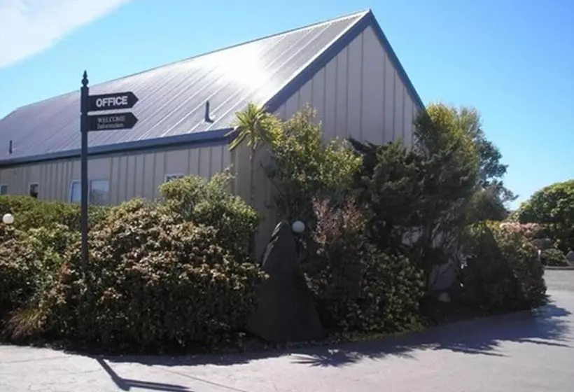 Jade Court Motel