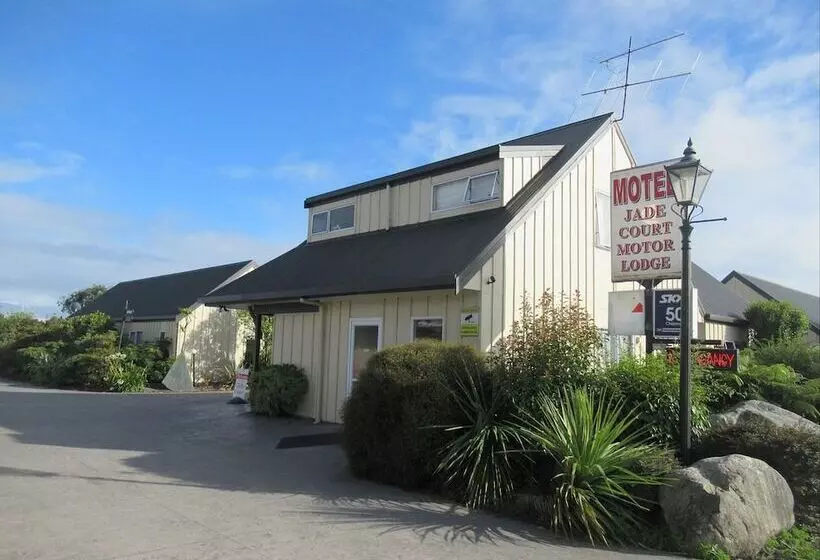 Jade Court Motel