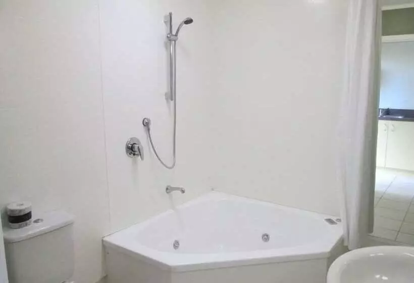 Shortland Court Motel