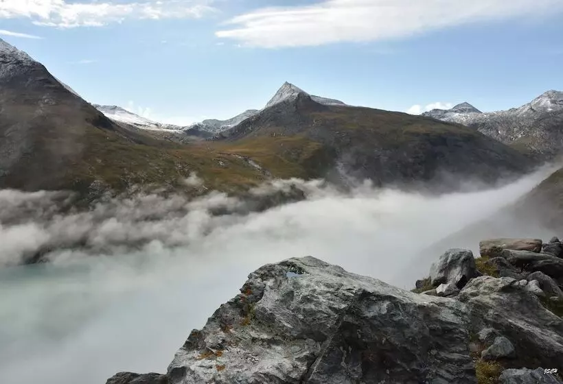 Ski In/ski Out Hotel Sport