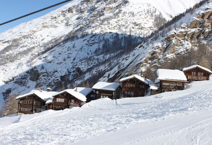 Ski In/ski Out Hotel Sport