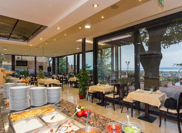 Zenit Wellness Hotel Balaton