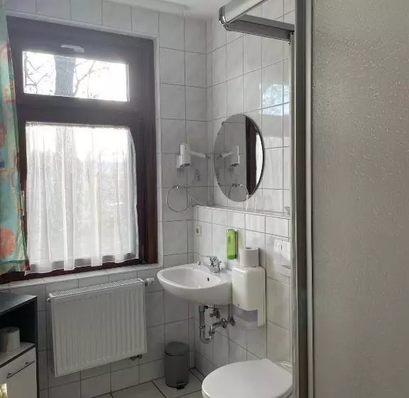 هتل Landgasthof Zum Seehof