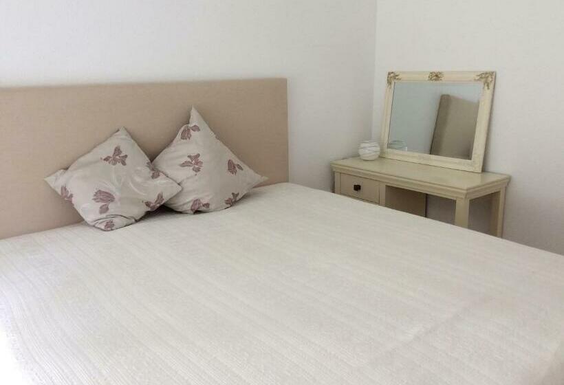 Kurhaus Apartment King Size Bett 180x200