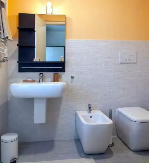 تختخواب و صبحانه Locanda Brezza Marina