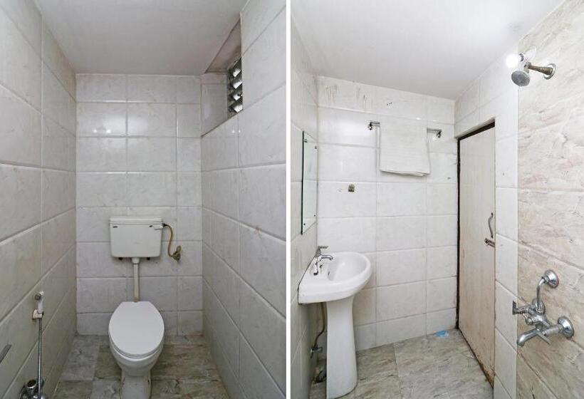 هتل Vaccinated Staff- Oyo 45540 Prakash Inn