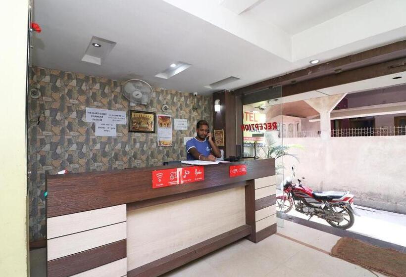 هتل Vaccinated Staff- Oyo 45540 Prakash Inn