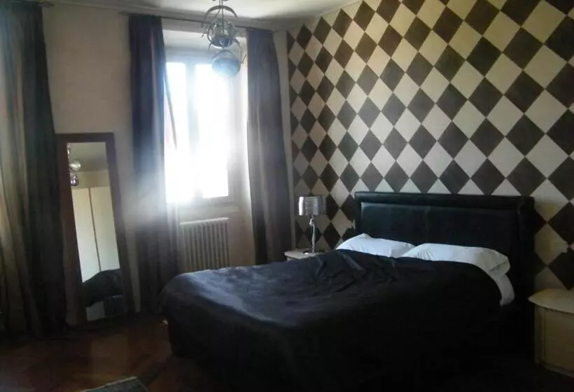 Aamiaismajoitus (B&B) Villa Franca Casa Vacanze