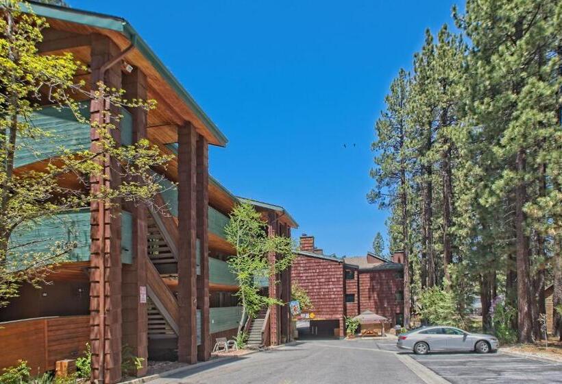 Getaways At Snow Lake Lodge