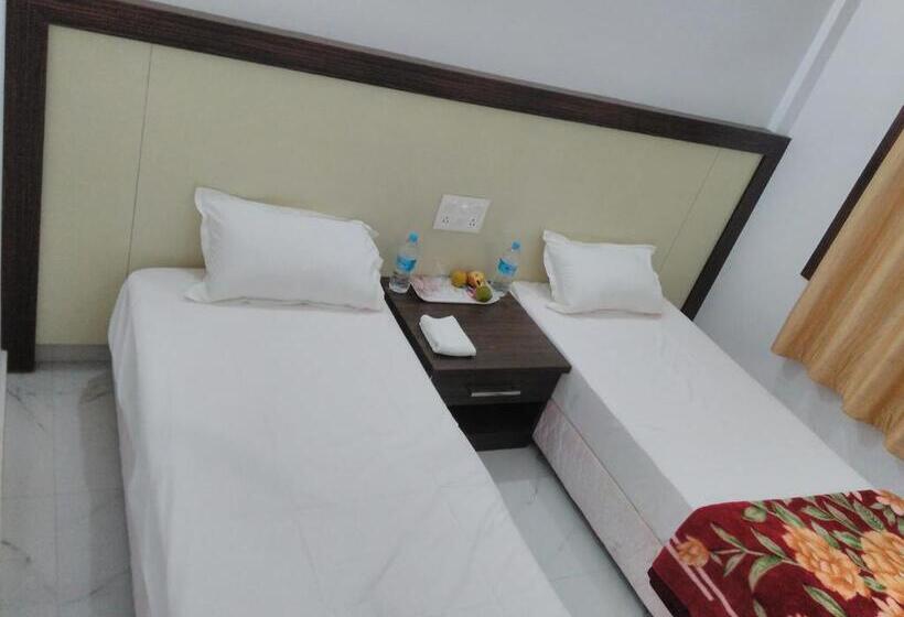 پانسیون Vajrabodhi Guest House