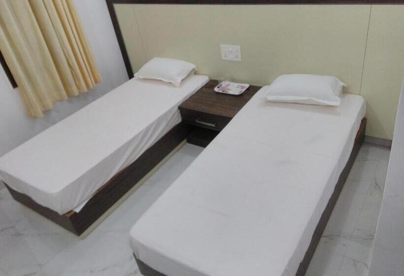 پانسیون Vajrabodhi Guest House