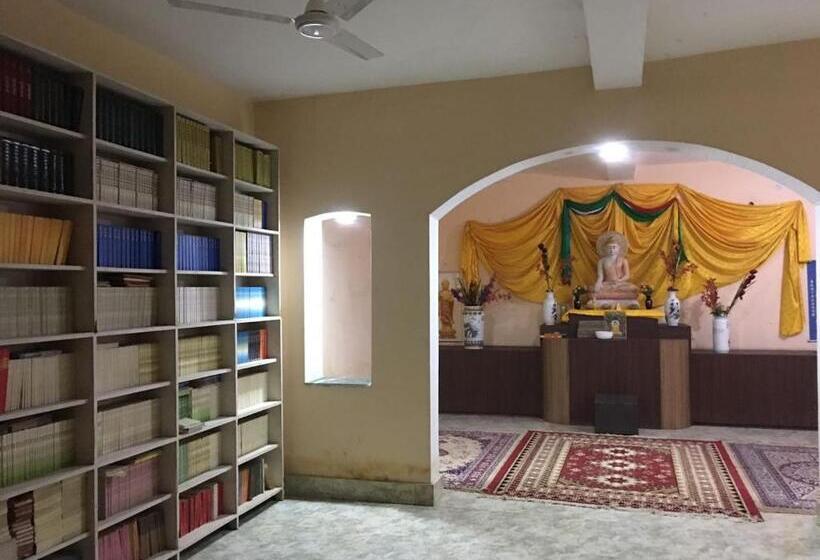 پانسیون Vajrabodhi Guest House